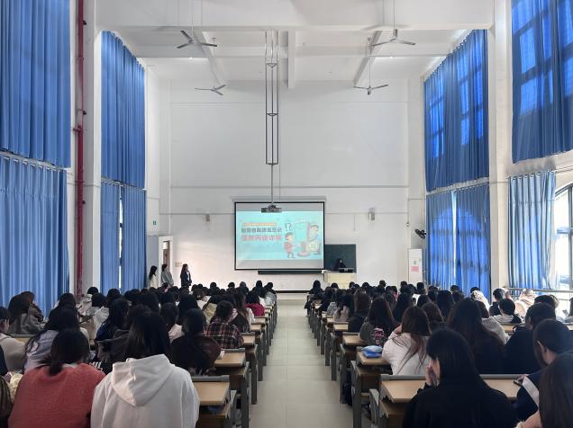 4afdd967b9eba664e8904ae905d52e2