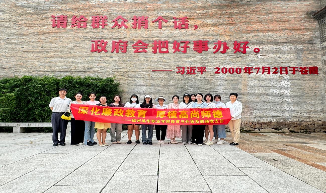 杨钰雪材料6a948862d22a243c96aa52a527171dc9