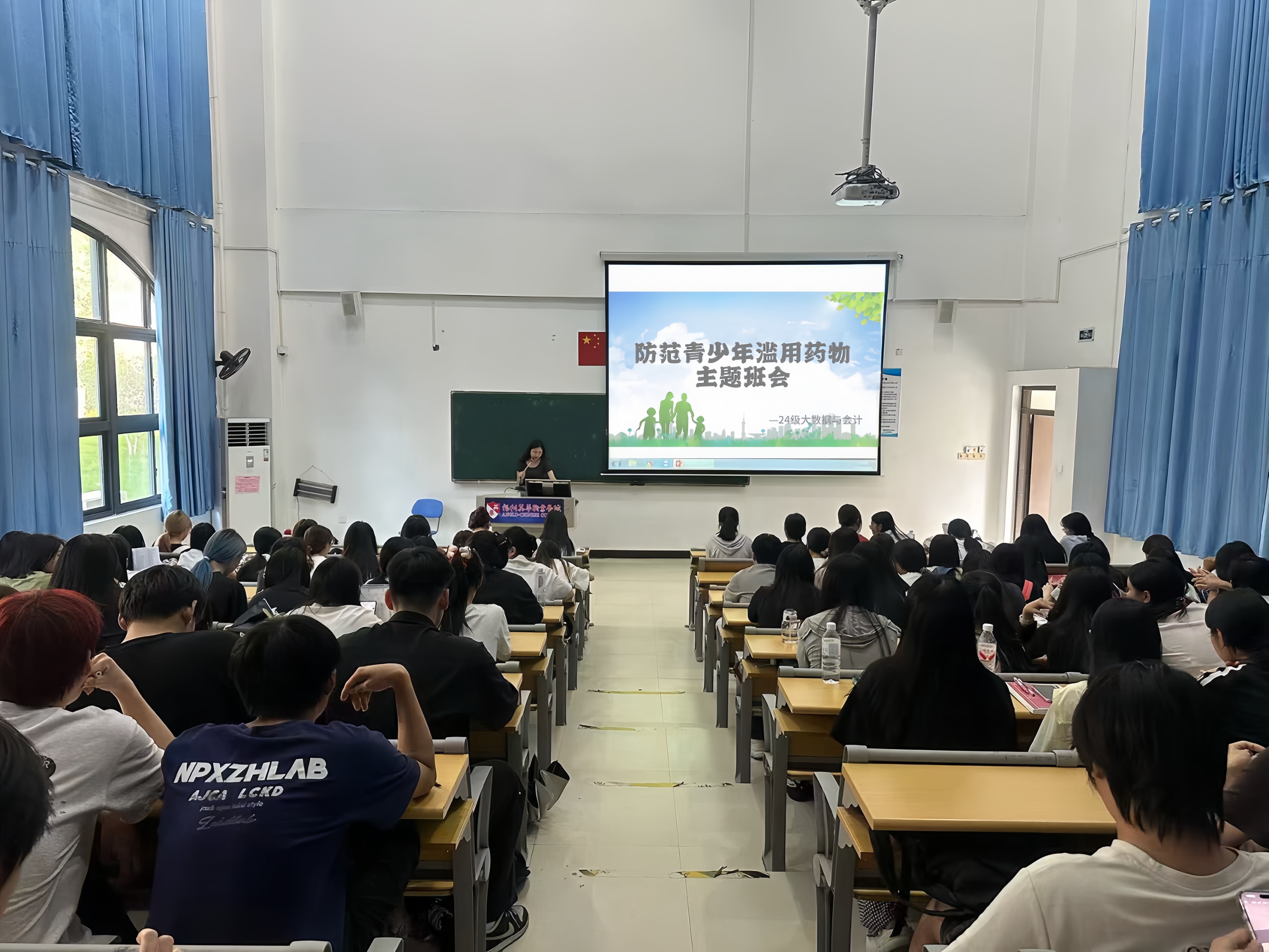 009078f4c697acdd86215b723627e271