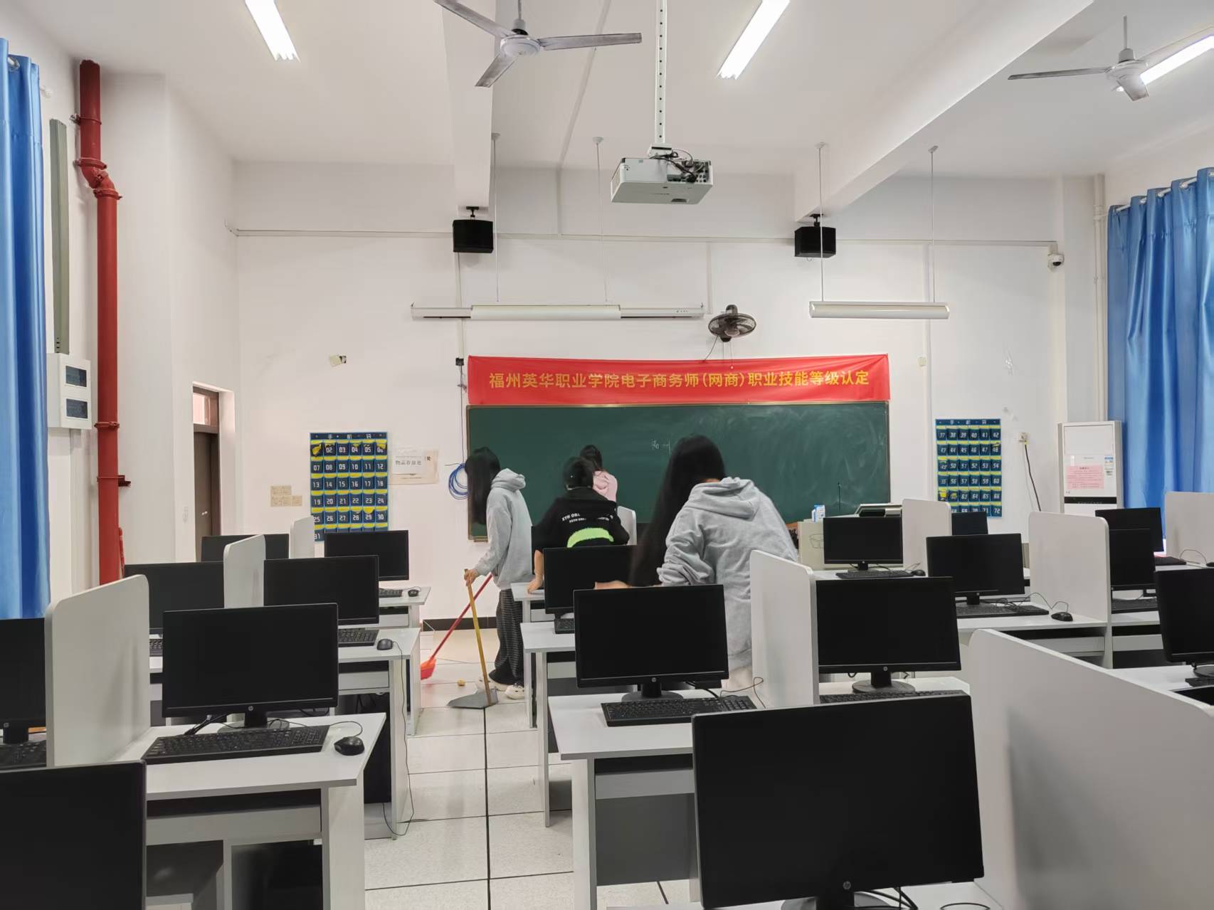 微信图片_2025-11-06_141806_033