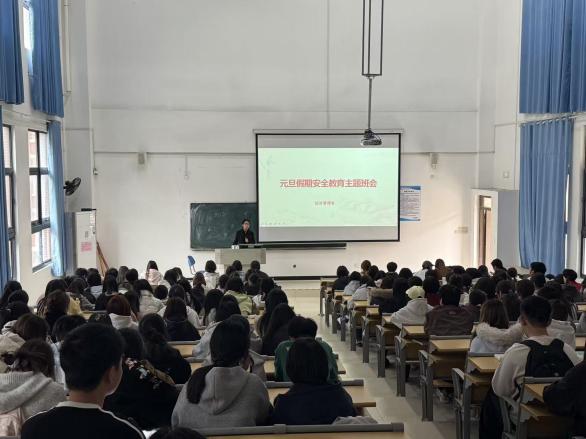 6404884e47fa8ea4732310d186e92ad9