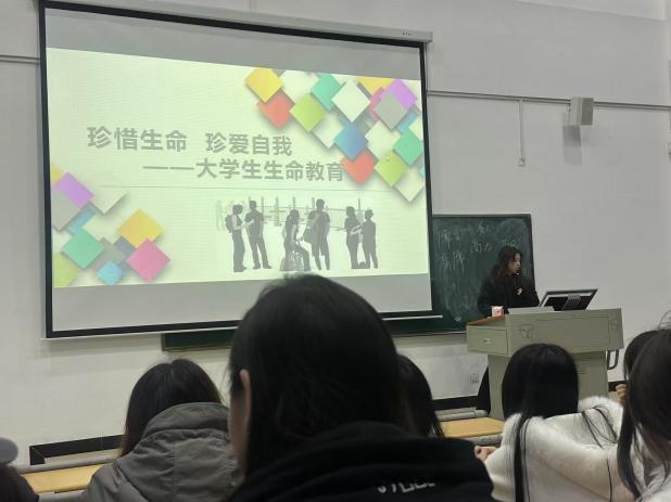 d18d49407a48cc4d09e00565af32e47a_