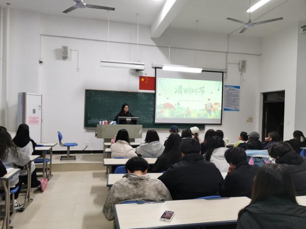 ce2818934caa35a9bb2f2952113c87b