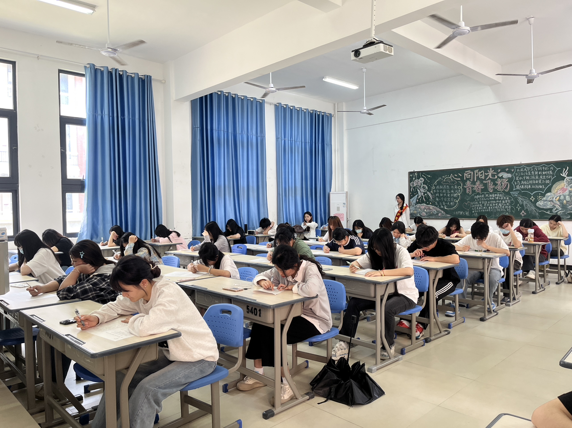 图示, 示意图

中度可信度描述已自动生成:ver1