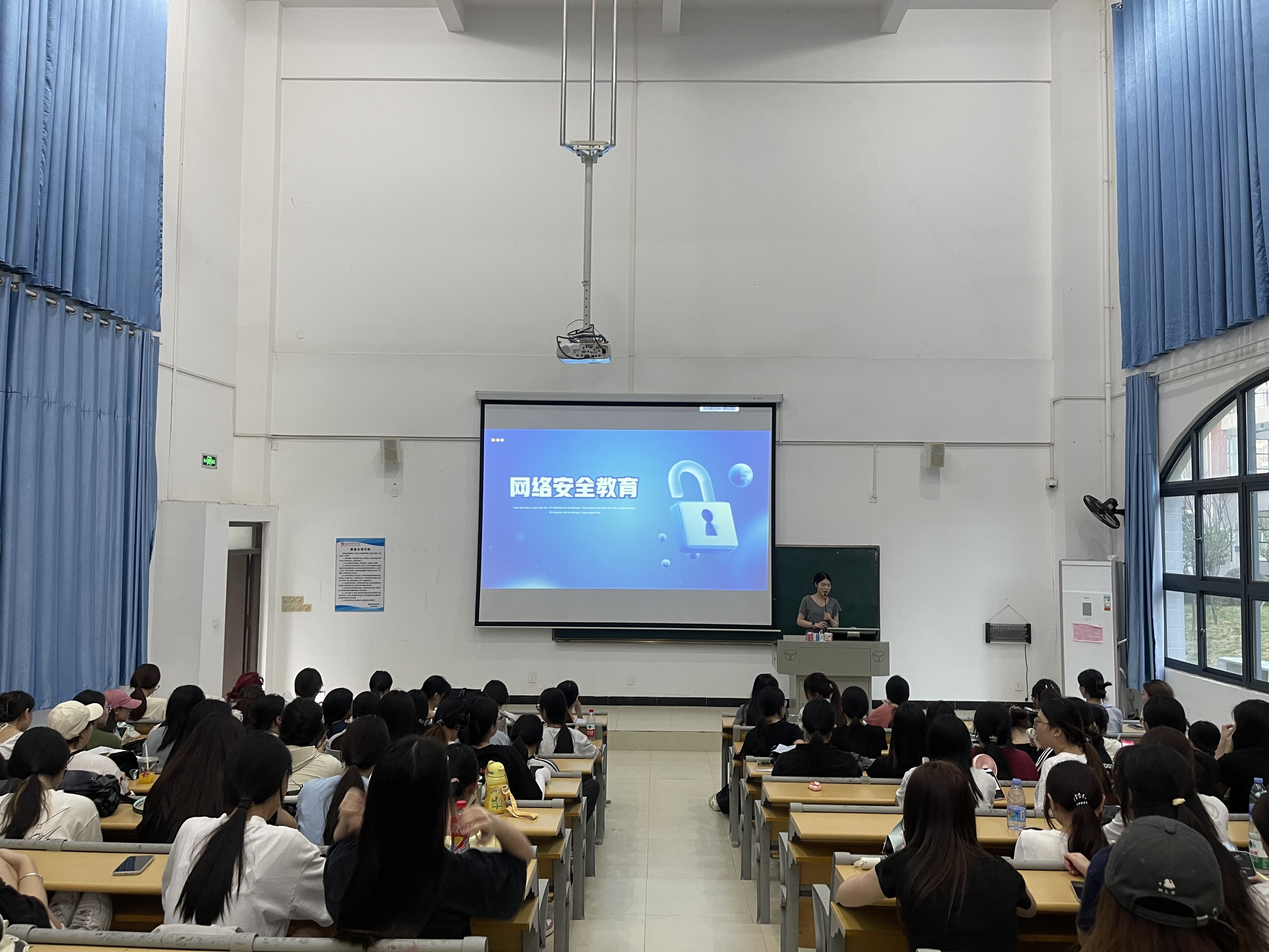 C:/Users/Administrator/Desktop/1.jpg1