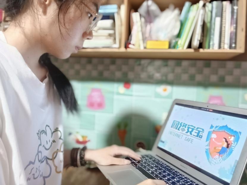 cc1dd5170bc01c9371ae682a4c8f38e