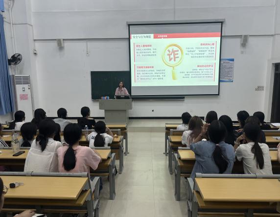 9f144912920123d573265e27d95c71f3