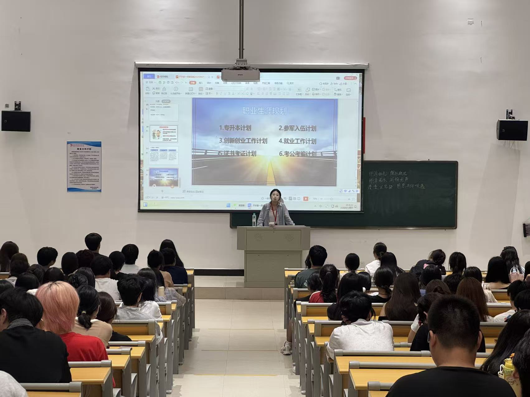 99b141b667bafb1387ee4708bbc907fa