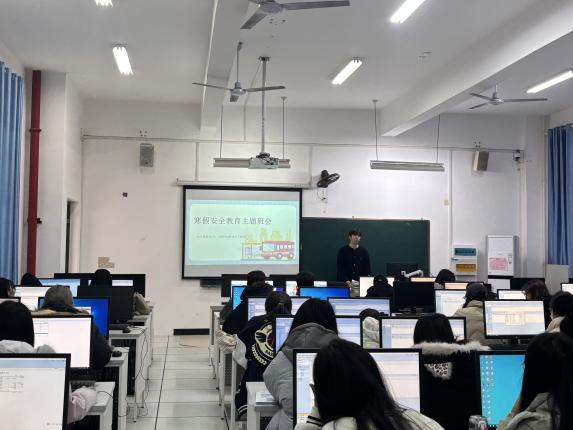 ffc3493f6db12a342a0e7ab23524c86b