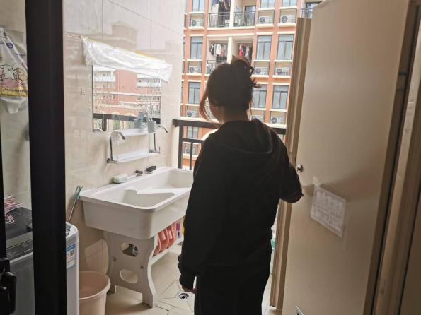 f7d8ba212516eb5ffa49a77150f4038e