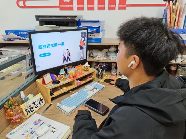 2bfa004fde5c187d1bf191e4cdcc4572