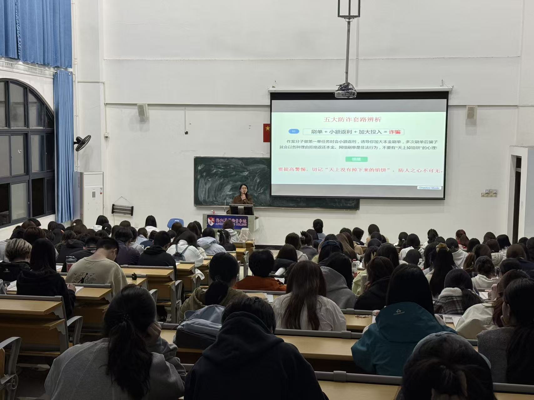 a942b4eb91571dacb2aeeb8a74de85a2